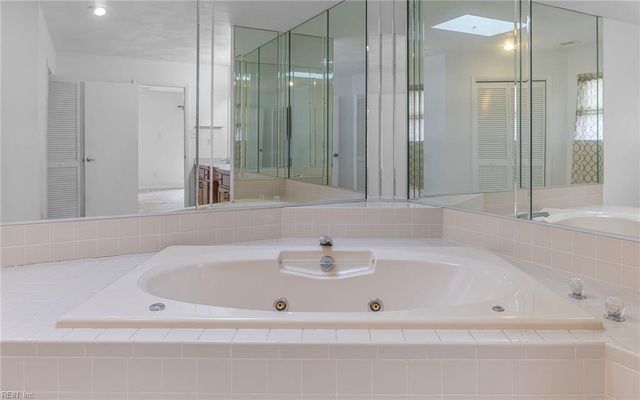 941 Storm Lake DR, Virginia Beach, VA 23454