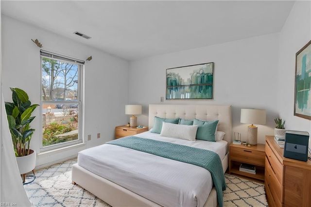 941 Storm Lake DR, Virginia Beach, VA 23454