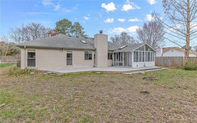 941 Storm Lake DR, Virginia Beach, VA 23454