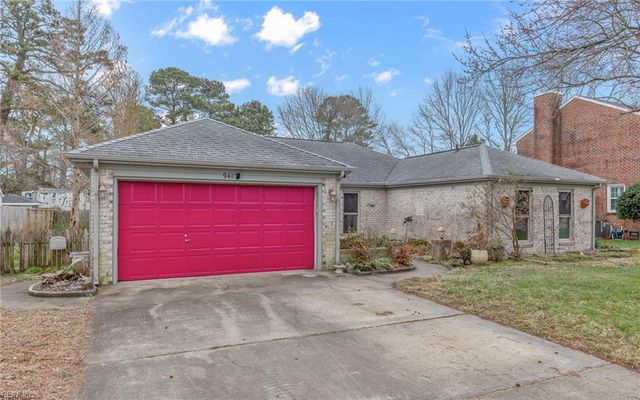 941 Storm Lake DR, Virginia Beach, VA 23454