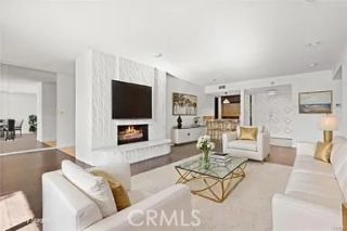 5330 Lindley 209, Encino, CA 91316