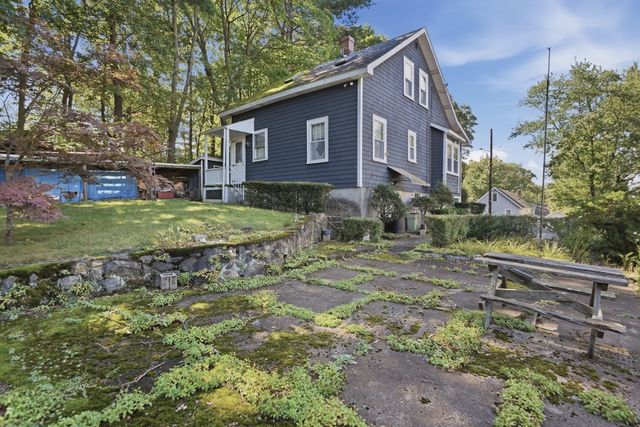 62 Chase Avenue, Lexington, MA 02421