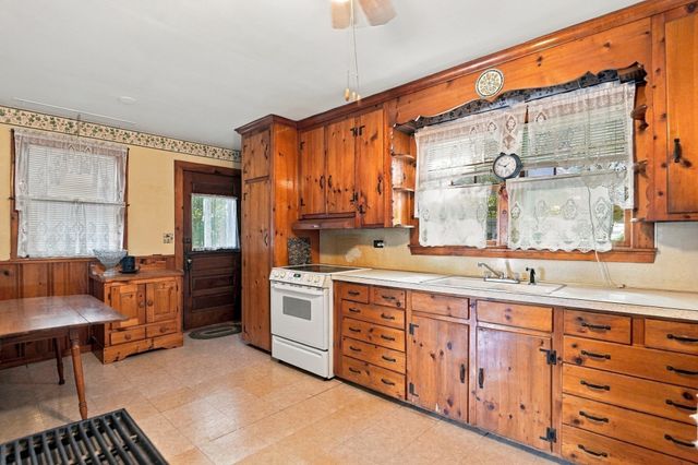 62 Chase Avenue, Lexington, MA 02421