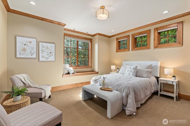 36315 SE Saint Andrews Lane, Snoqualmie, WA 98065