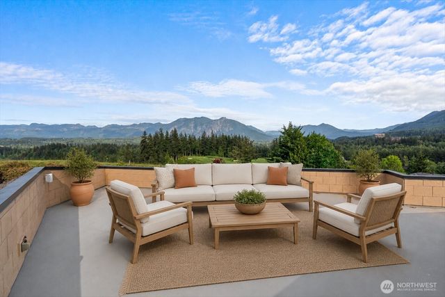 36315 SE Saint Andrews Lane, Snoqualmie, WA 98065