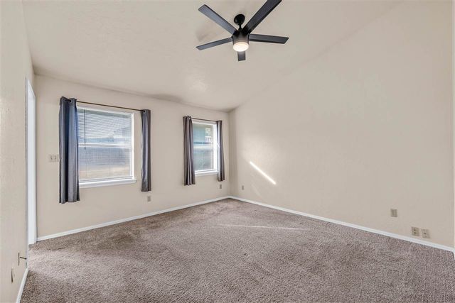 3904 SW Parkridge Blvd, Lawton, OK 73505