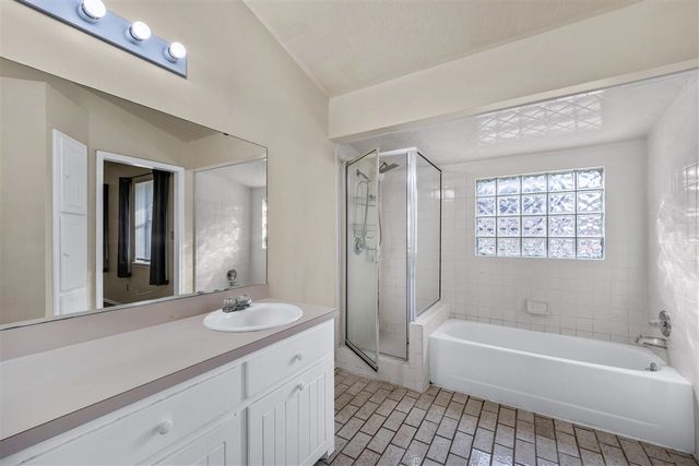 3904 SW Parkridge Blvd, Lawton, OK 73505