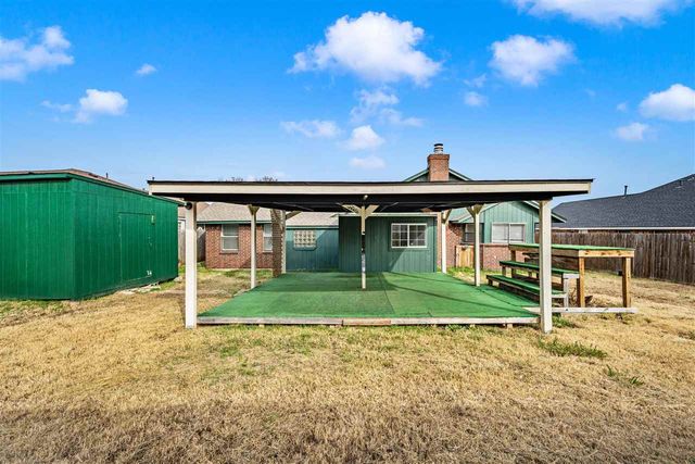 3904 SW Parkridge Blvd, Lawton, OK 73505