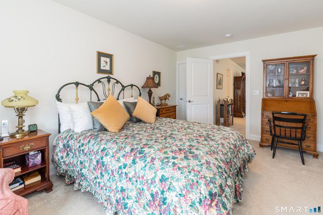 2 Arrowwood Court 2, Middlebury, CT 06762