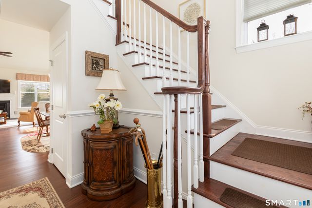 2 Arrowwood Court 2, Middlebury, CT 06762