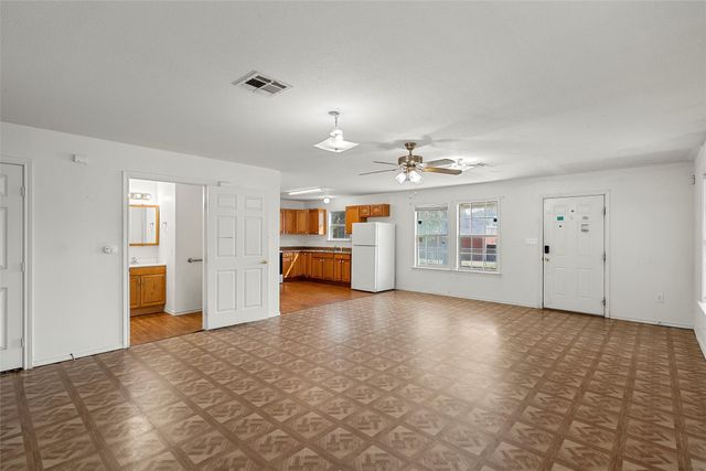 521 E Lee Street, Waco, TX 76704