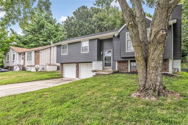 1405 N Millburn Avenue, Independence, MO 64056