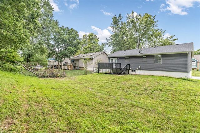 1405 N Millburn Avenue, Independence, MO 64056