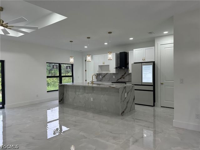 1001 W 17TH ST, Lehigh Acres, FL 33972