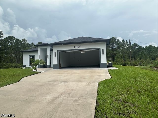1001 W 17TH ST, Lehigh Acres, FL 33972