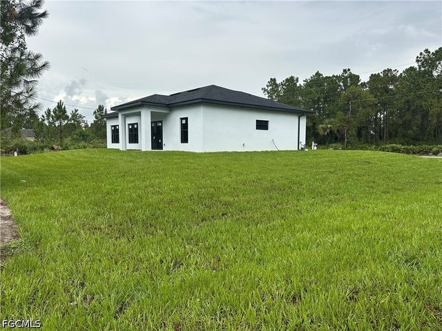 1001 W 17TH ST, Lehigh Acres, FL 33972