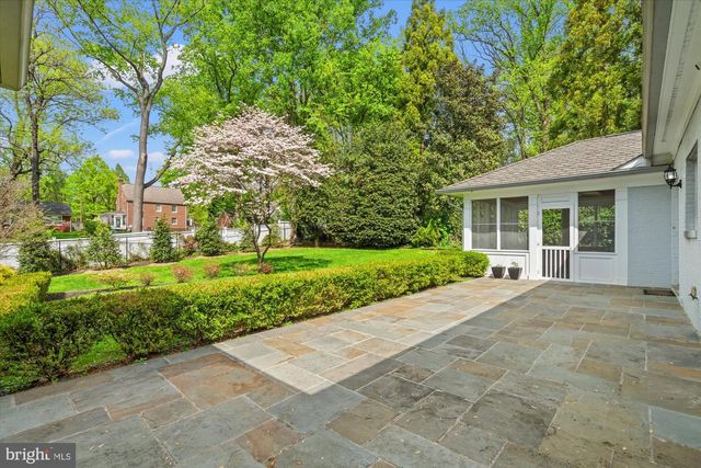 4905 DORSET AVE, Chevy Chase, MD 20815
