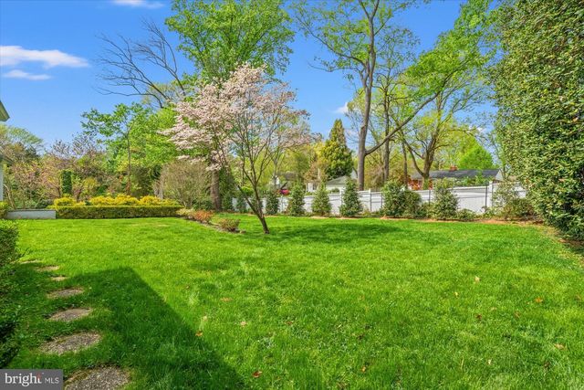 4905 DORSET AVE, Chevy Chase, MD 20815