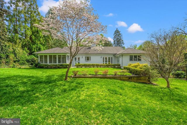 4905 DORSET AVE, Chevy Chase, MD 20815