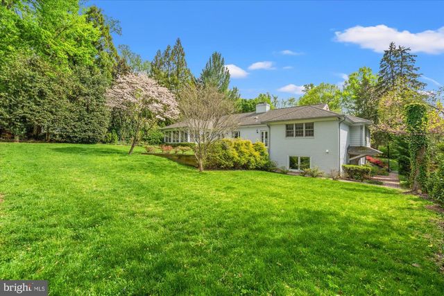 4905 DORSET AVE, Chevy Chase, MD 20815