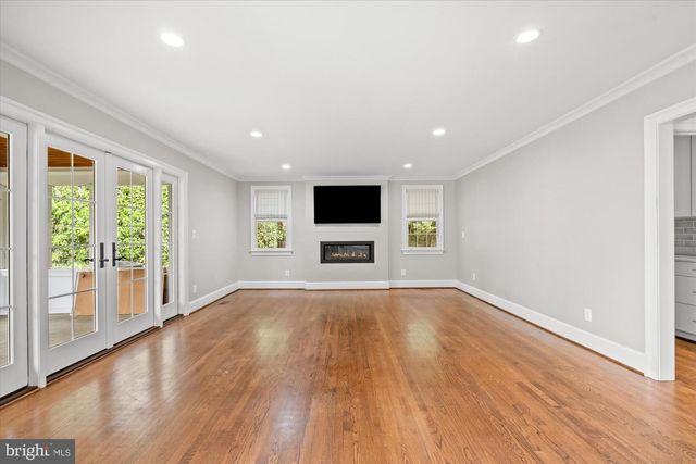 4905 DORSET AVE, Chevy Chase, MD 20815