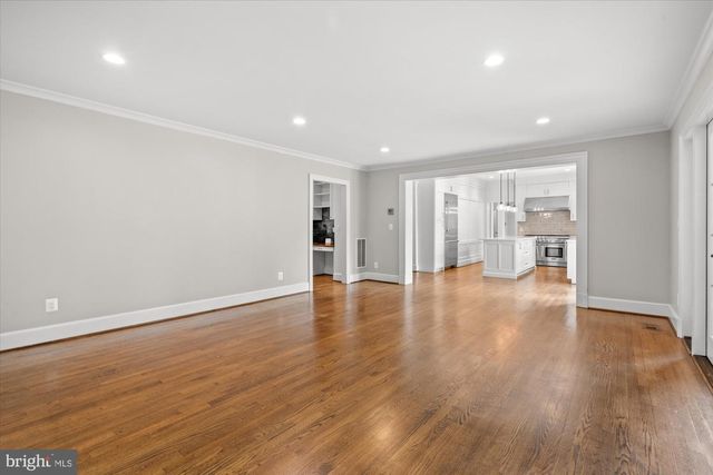 4905 DORSET AVE, Chevy Chase, MD 20815