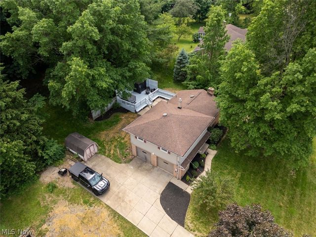 8560 Glennridge Avenue NW, Clinton, OH 44216