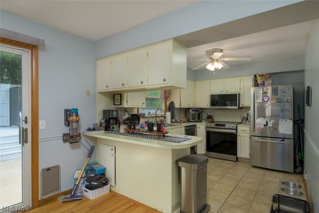 8560 Glennridge Avenue NW, Clinton, OH 44216