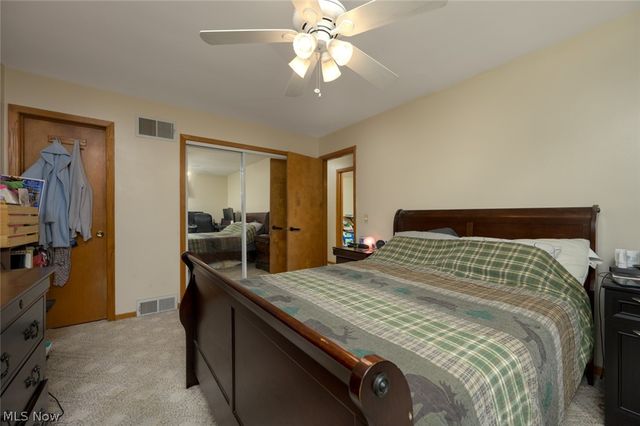 8560 Glennridge Avenue NW, Clinton, OH 44216
