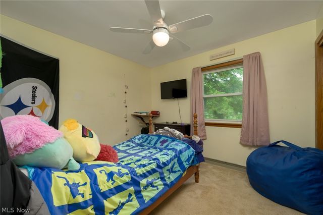 8560 Glennridge Avenue NW, Clinton, OH 44216