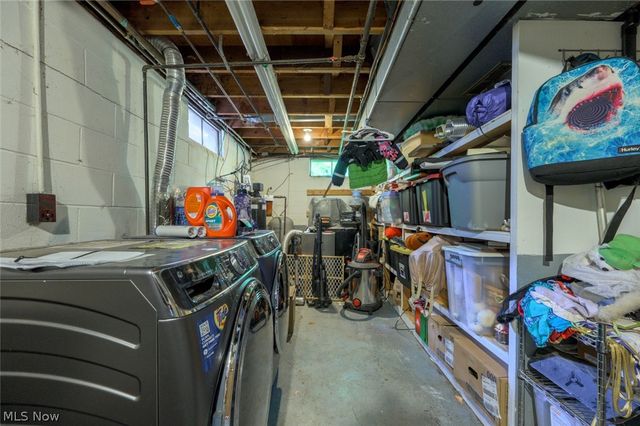 8560 Glennridge Avenue NW, Clinton, OH 44216