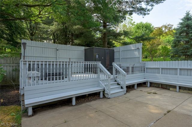 8560 Glennridge Avenue NW, Clinton, OH 44216