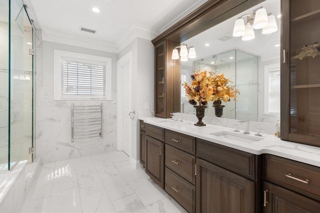 10 Fox Hill Rd, Newton, MA 02459