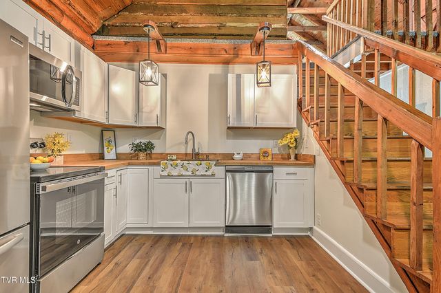 1014 Gibson Mill Road, Kingsport, TN 37660