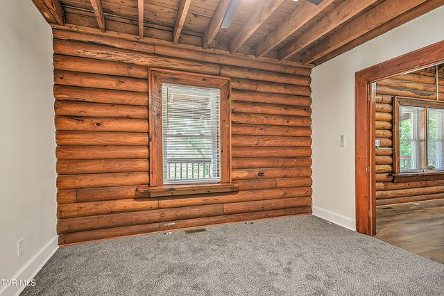 1014 Gibson Mill Road, Kingsport, TN 37660