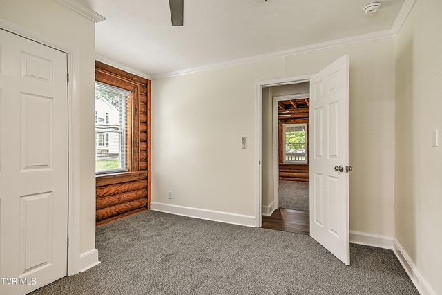 1014 Gibson Mill Road, Kingsport, TN 37660