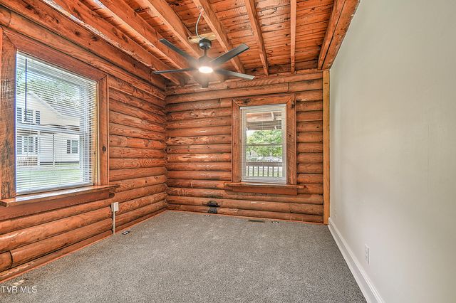 1014 Gibson Mill Road, Kingsport, TN 37660