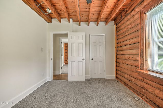1014 Gibson Mill Road, Kingsport, TN 37660