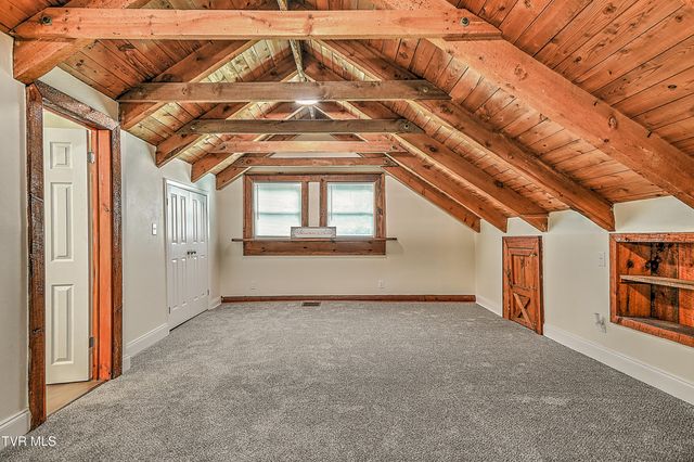 1014 Gibson Mill Road, Kingsport, TN 37660