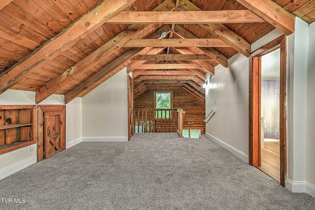 1014 Gibson Mill Road, Kingsport, TN 37660