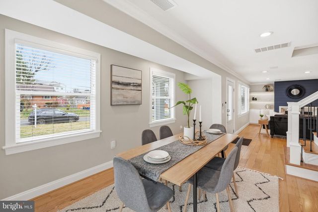 7321 WAYNE DR, Annandale, VA 22003