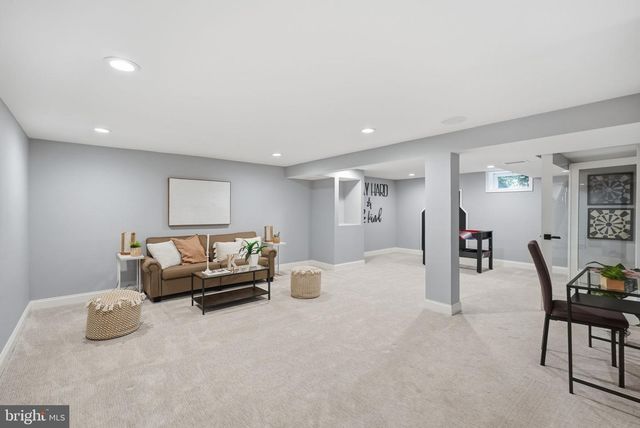 7321 WAYNE DR, Annandale, VA 22003