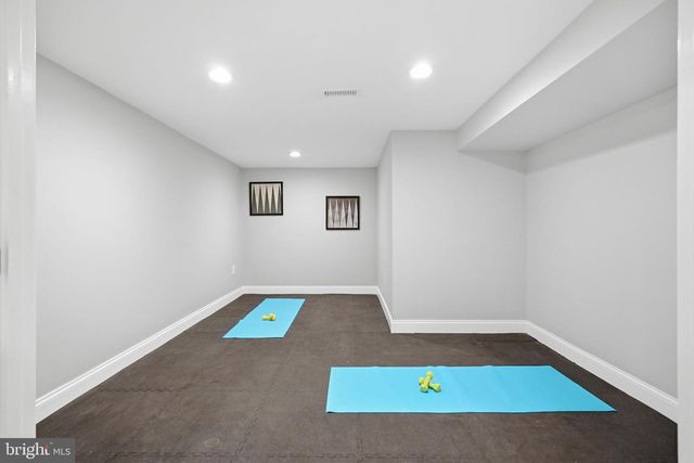 7321 WAYNE DR, Annandale, VA 22003