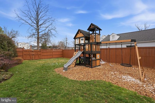 7321 WAYNE DR, Annandale, VA 22003