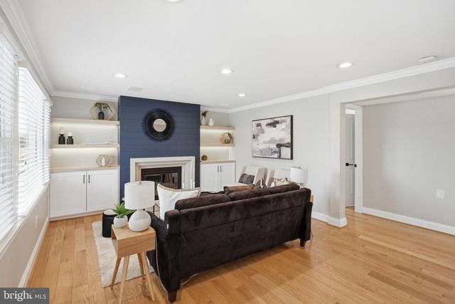 7321 WAYNE DR, Annandale, VA 22003