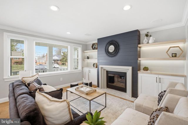 7321 WAYNE DR, Annandale, VA 22003