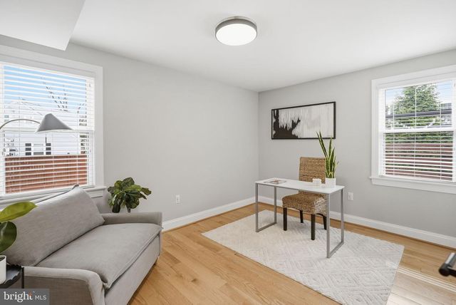 7321 WAYNE DR, Annandale, VA 22003