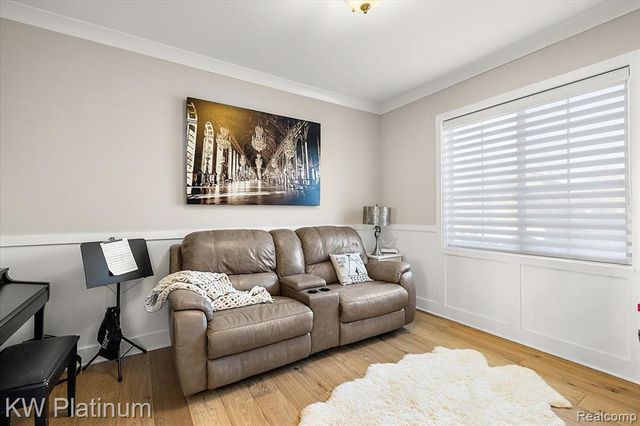 35910 Glenville Drive, New Baltimore, MI 48047