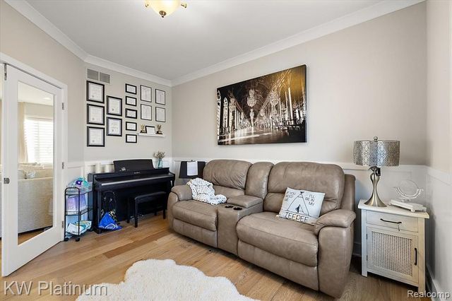 35910 Glenville Drive, New Baltimore, MI 48047