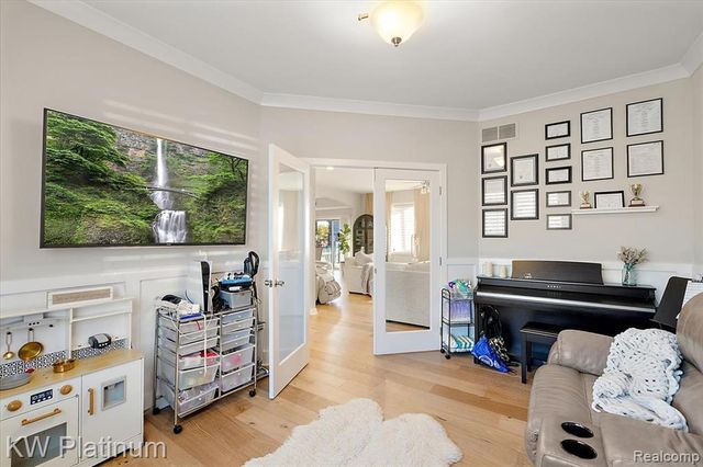 35910 Glenville Drive, New Baltimore, MI 48047